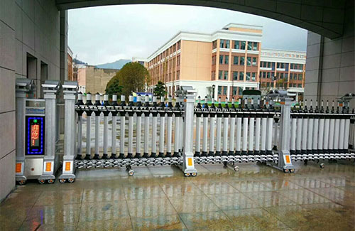 伸縮門(mén)案例