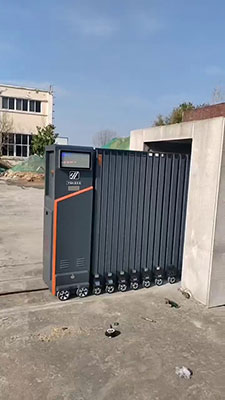 伸縮門(mén)案例